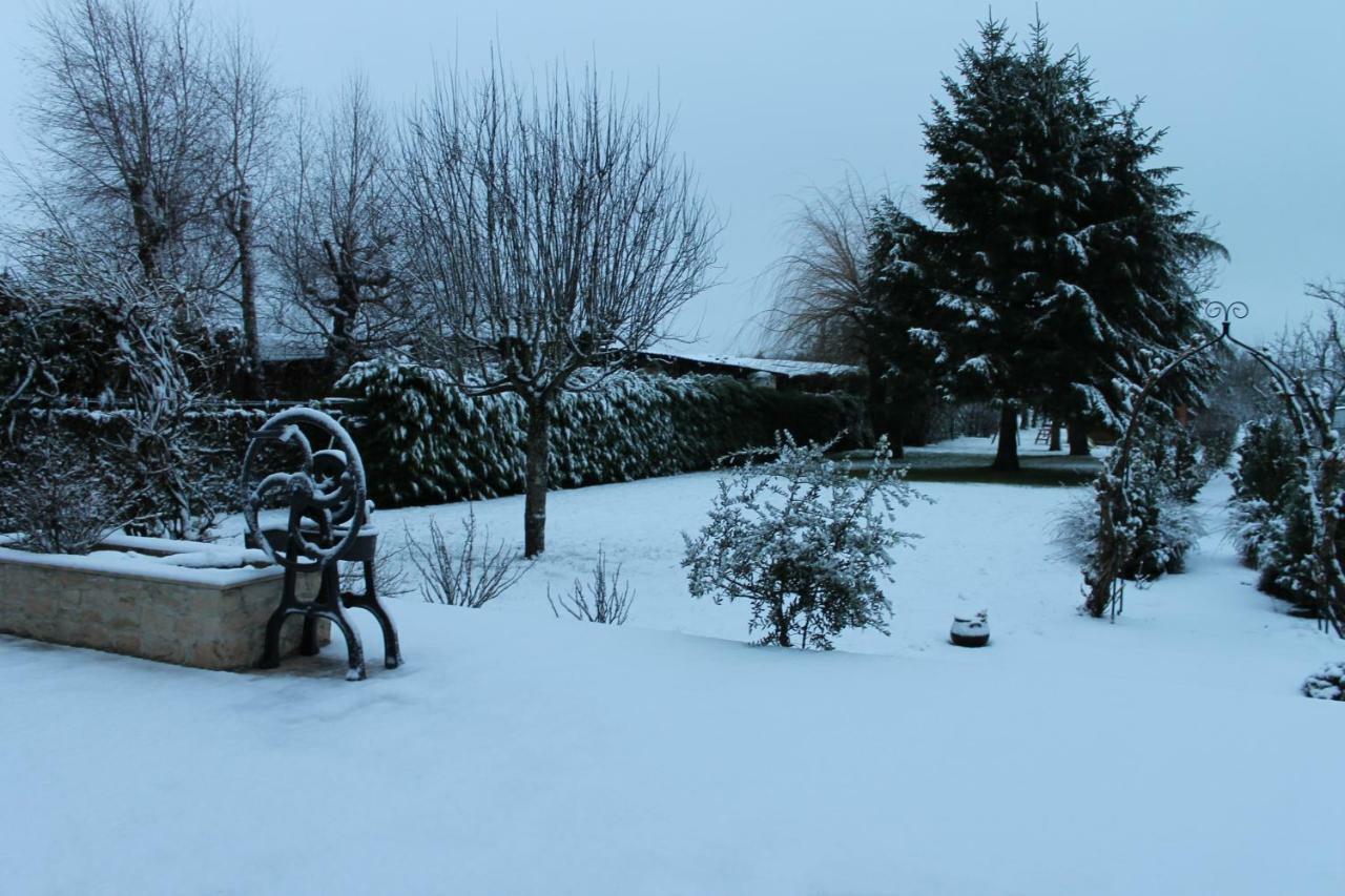 Les Laurentides Athee  Bagian luar foto